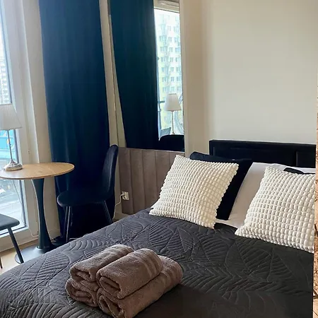 Chillout Luxury Touch - Free Parking Wola Tower Apartment *