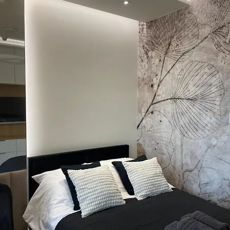 Chillout Luxury Touch - Free Parking Wola Tower Apartment