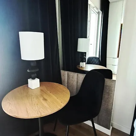 Chillout Luxury Touch - Free Parking Wola Tower * ורשה